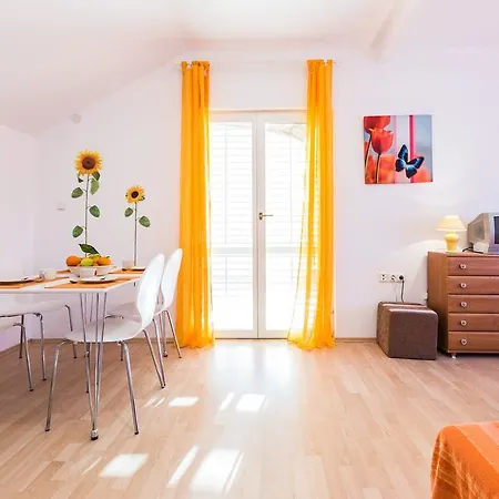 Little Pretty House Апартаменты